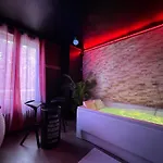 Apartament Adulte Only